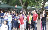 Đầu xuân chiêm bái chùa Một Cột